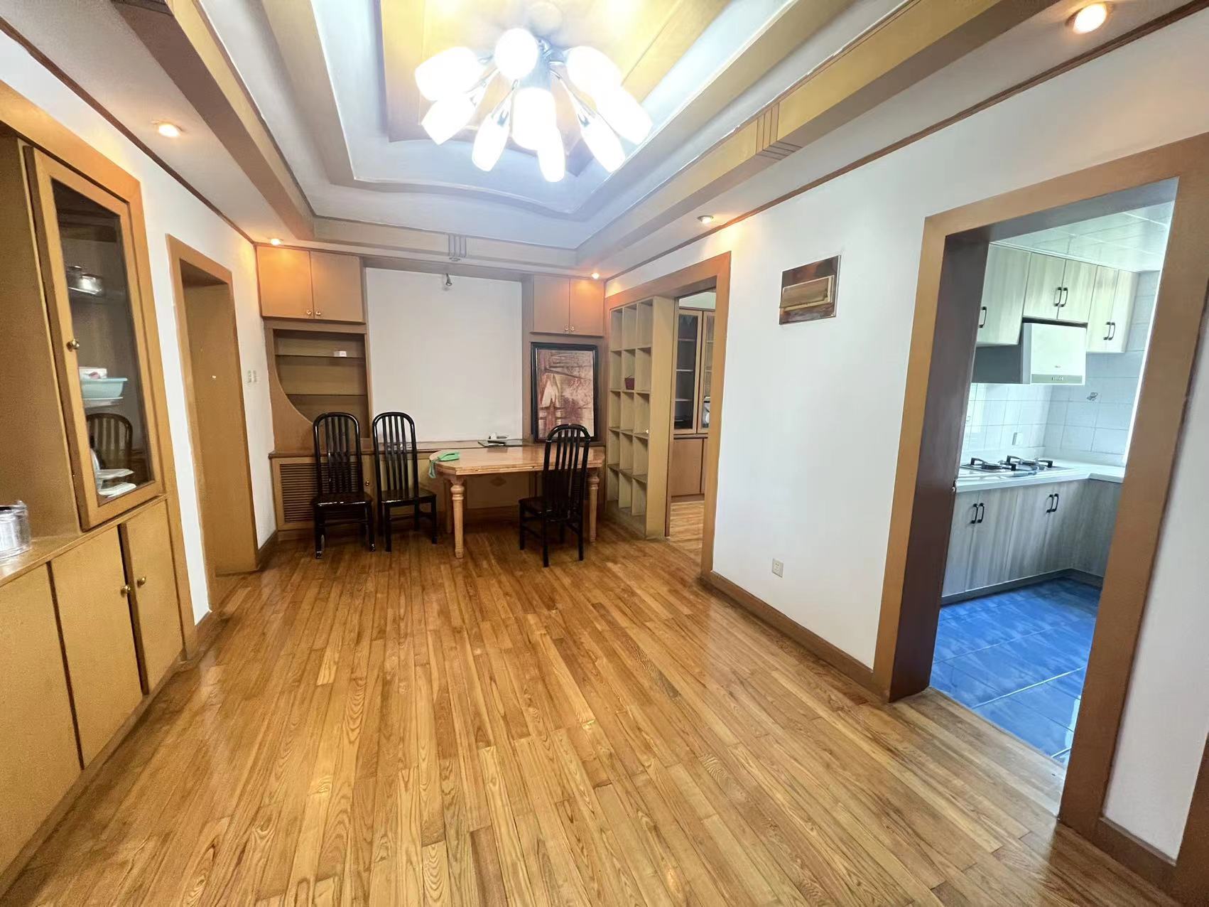 北濠桥东村 3室2厅1卫 110m&sup2;