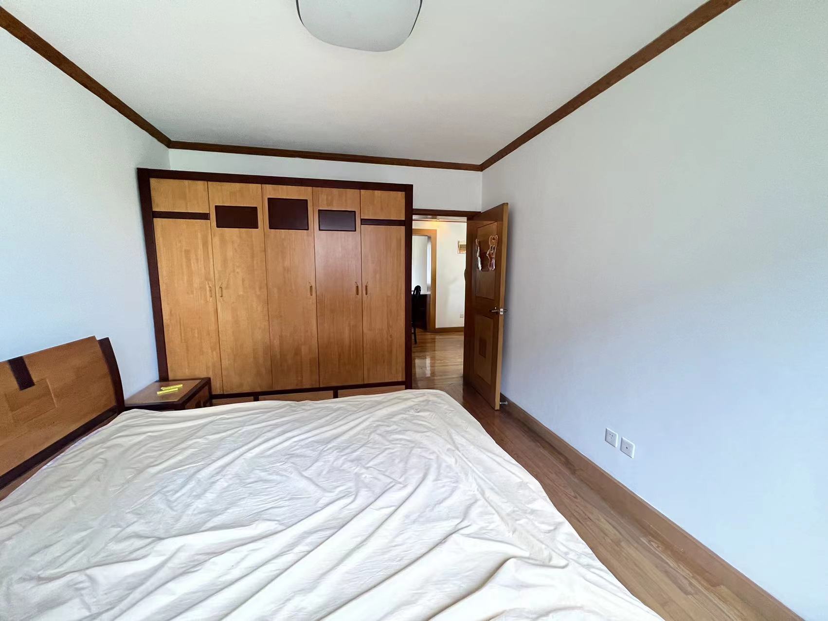北濠桥东村 3室2厅1卫 110m&sup2;
