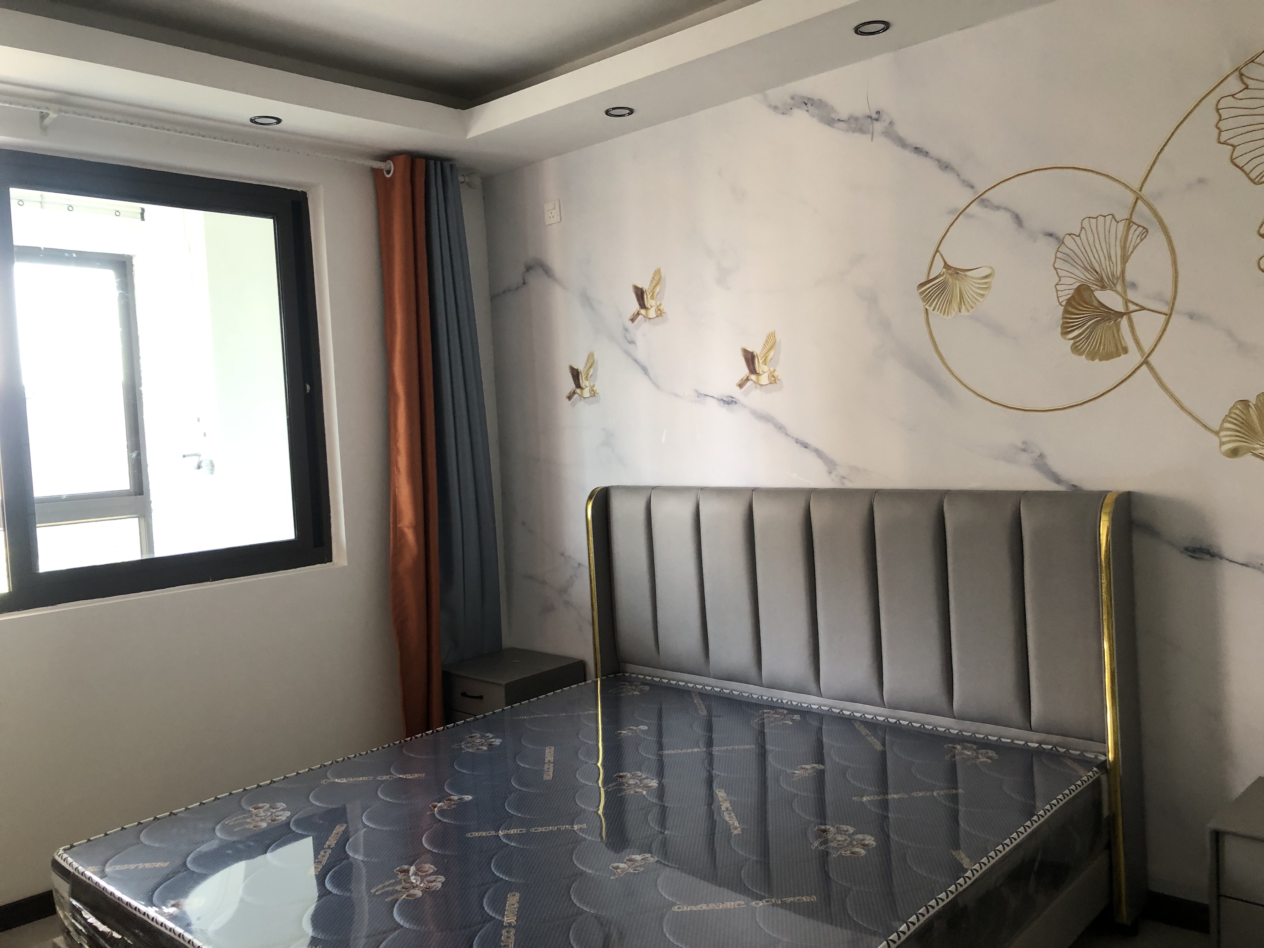 兴石花园 3室2厅2卫 140m&sup2;