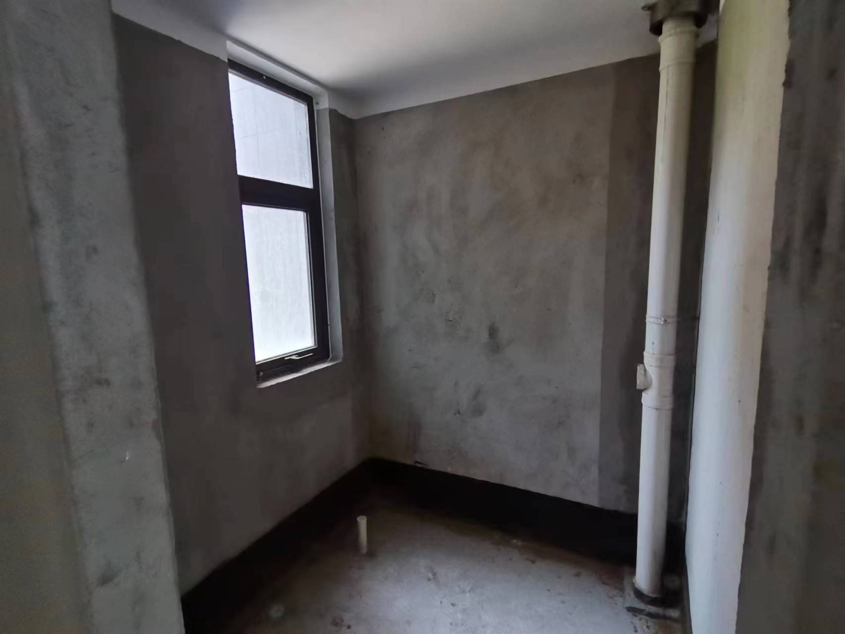 书香华府小区 3室2厅1卫 110m&sup2;