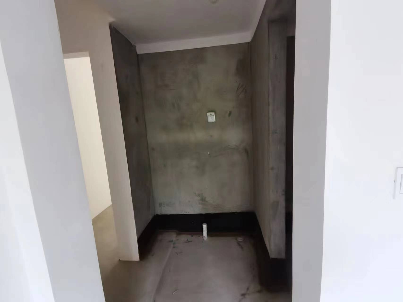 书香华府小区 3室2厅1卫 110m&sup2;