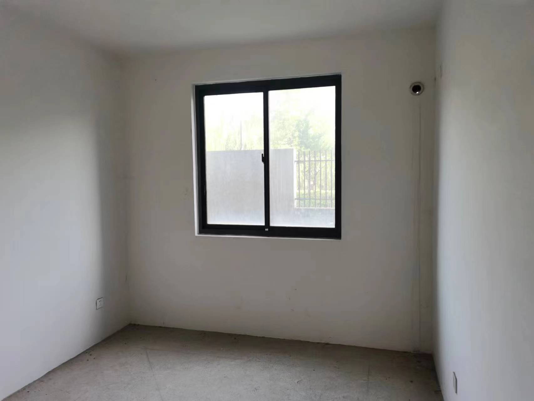 书香华府小区 3室2厅1卫 110m&sup2;
