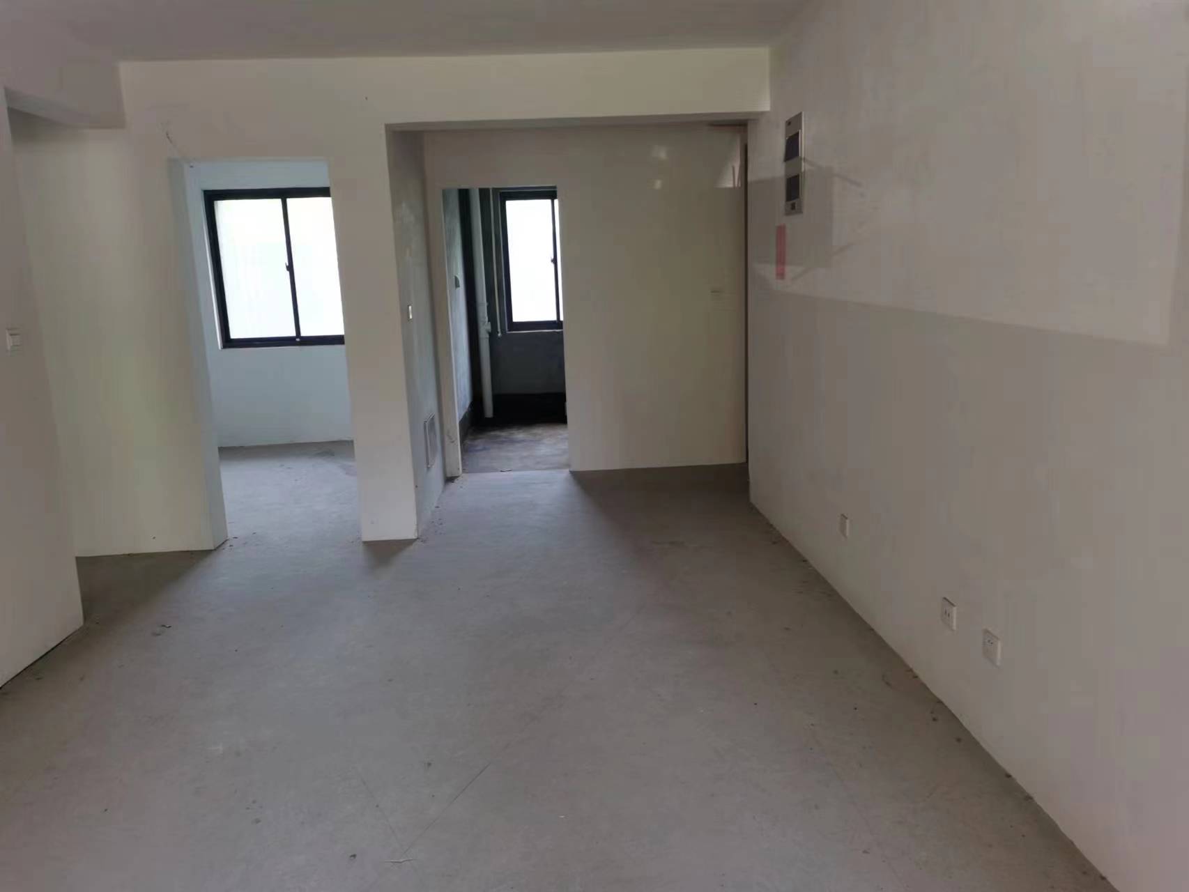书香华府小区 3室2厅1卫 110m&sup2;