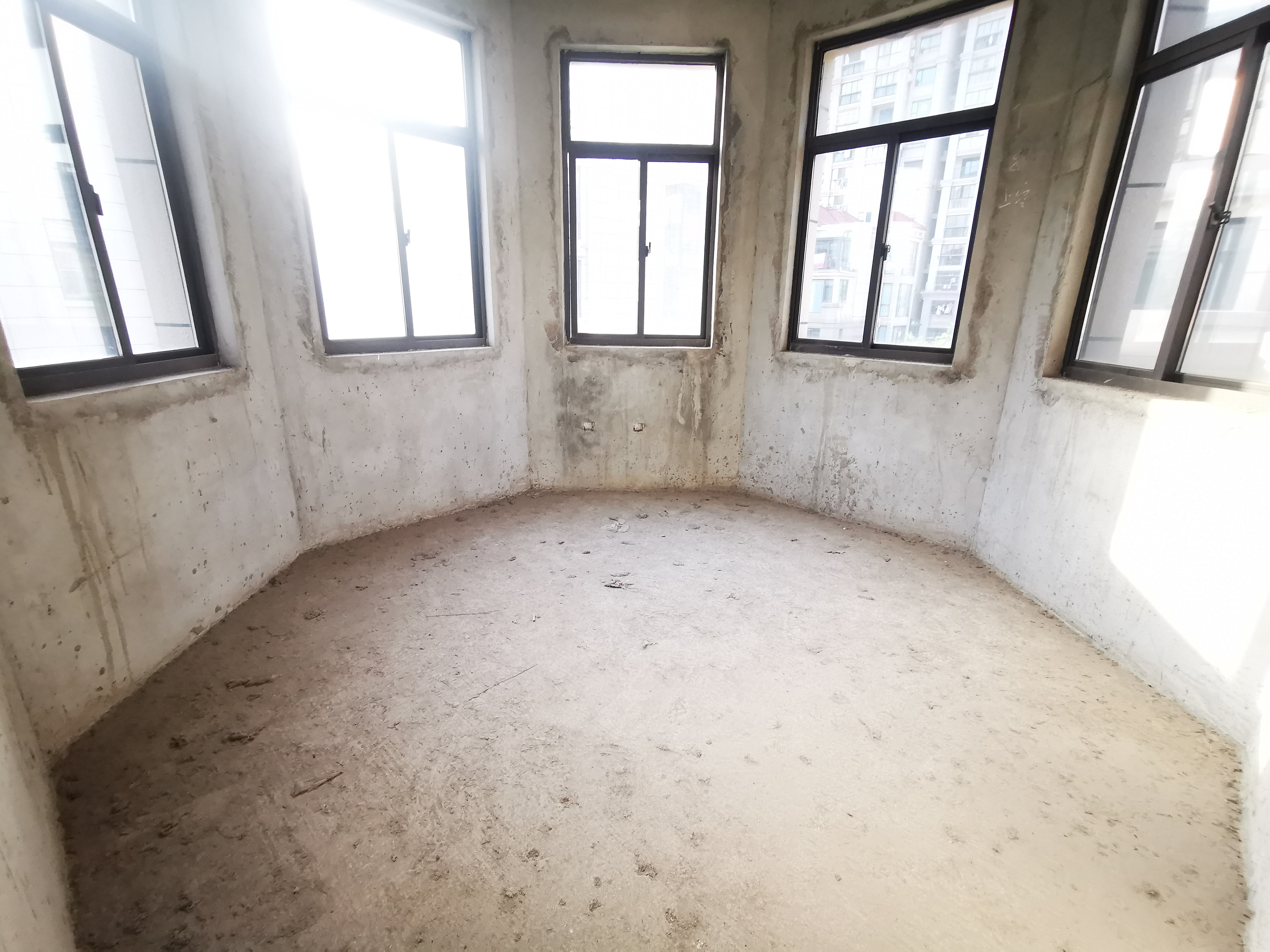 水榭花城 5室3厅3卫 486.4m&sup2;