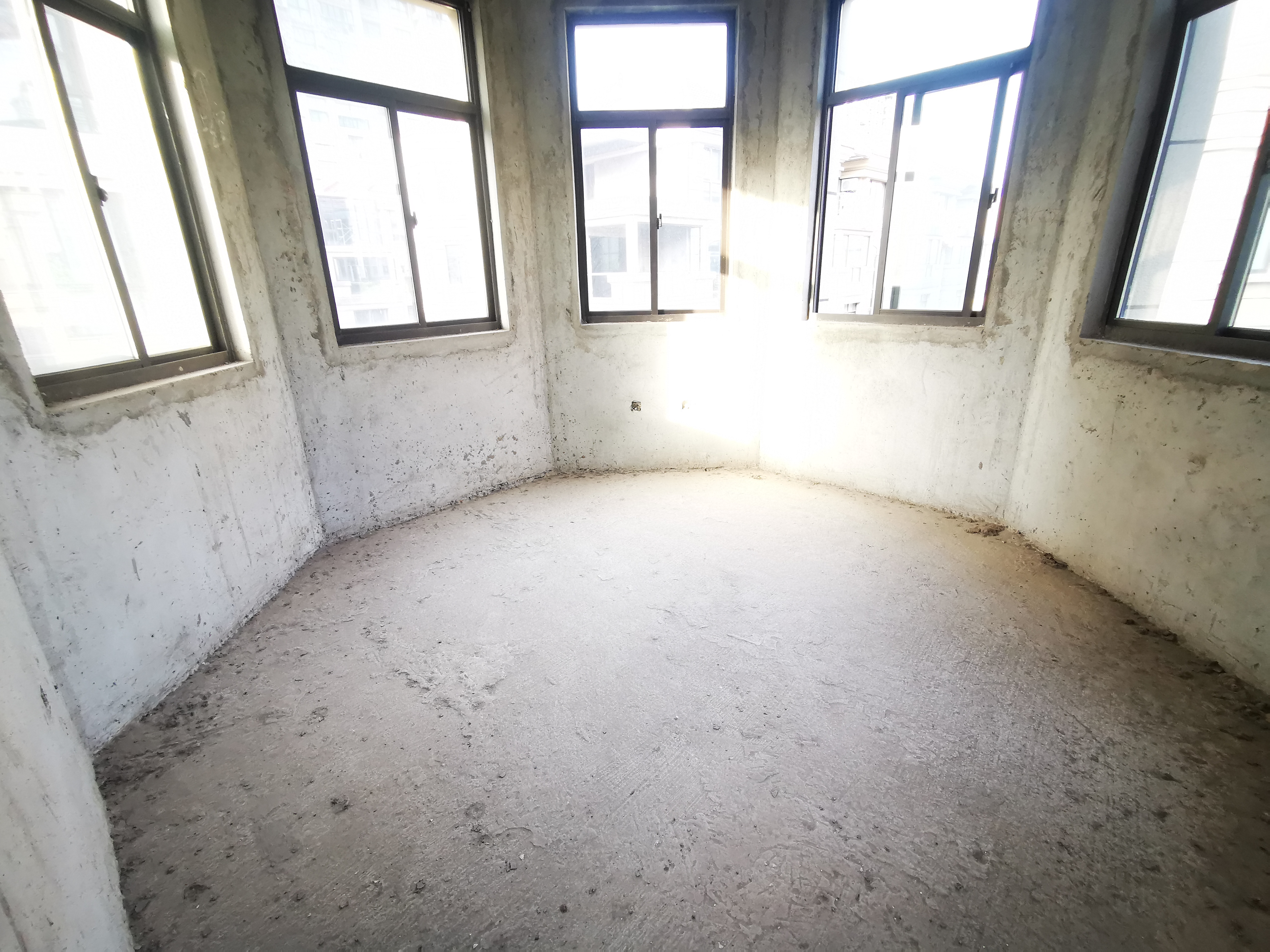水榭花城 5室3厅3卫 486m&sup2;