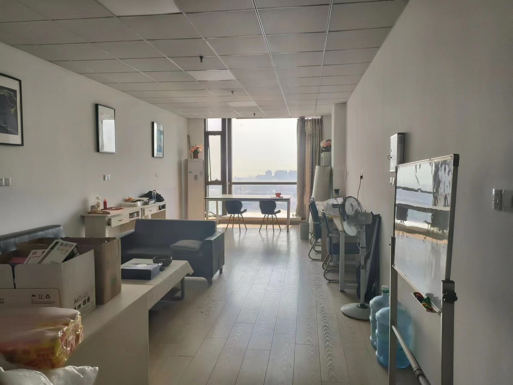 汇金国际 1室1厅1卫 58m&sup2;