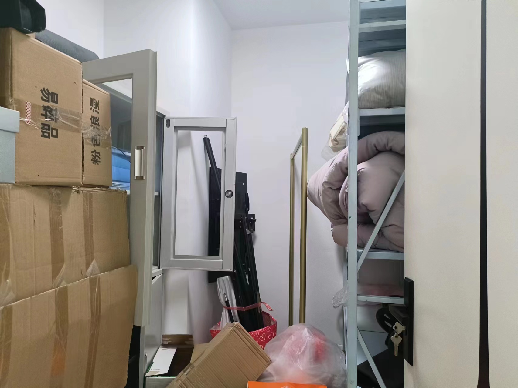 汇金国际 1室1厅1卫 58m&sup2;