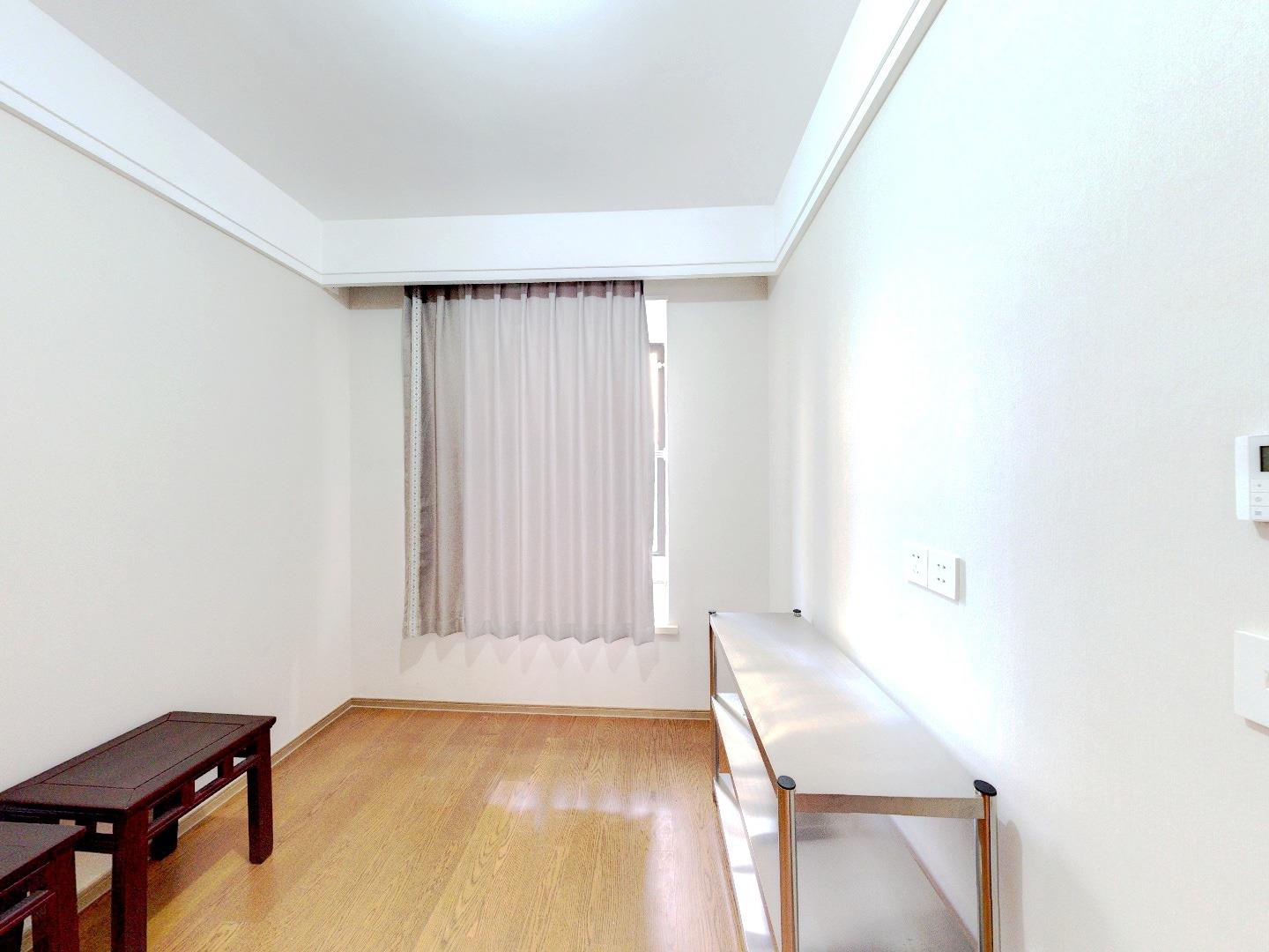 万濠禧园 4室2厅2卫 153m&sup2;
