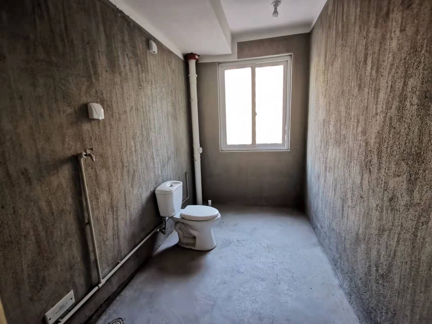 景明花苑 3室2厅1卫 126m&sup2;