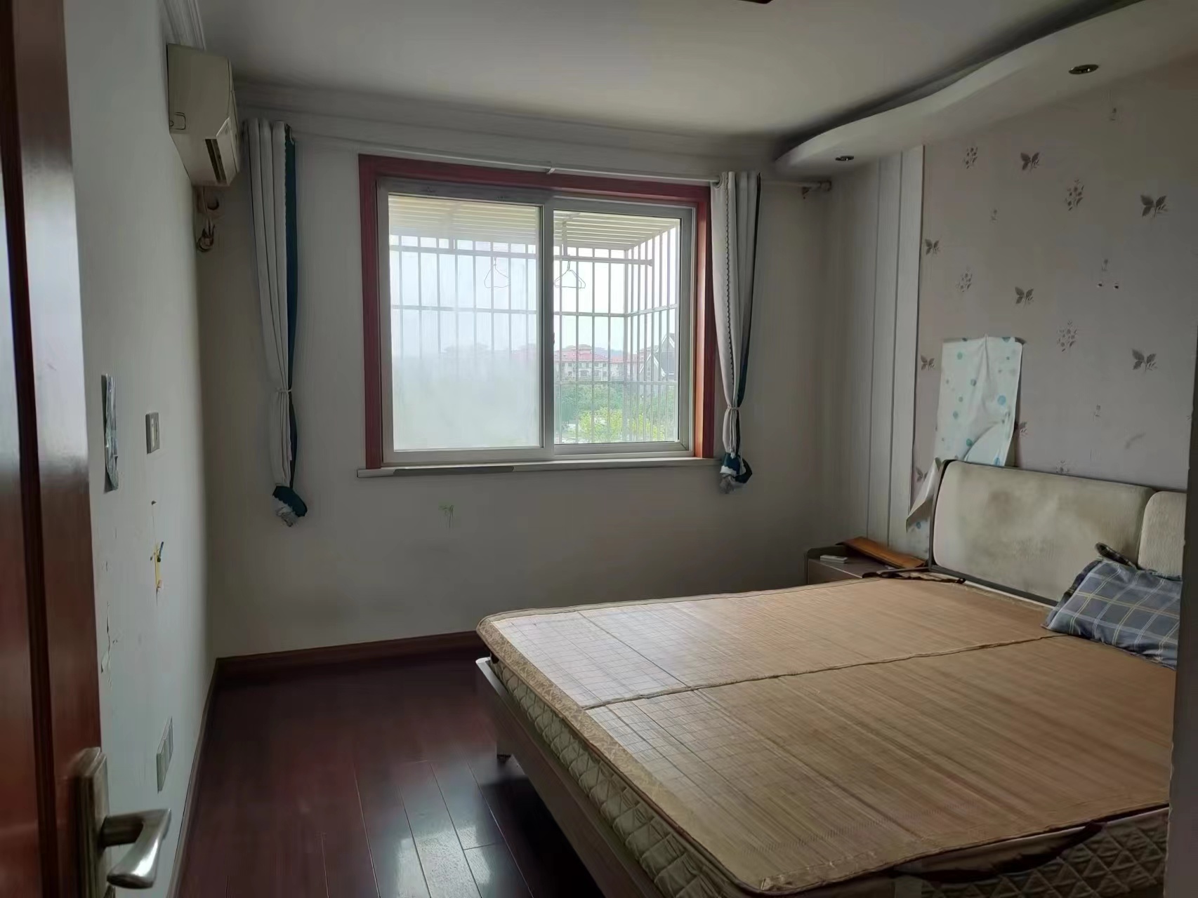 城山家园 3室2厅2卫 139.00m&sup2;