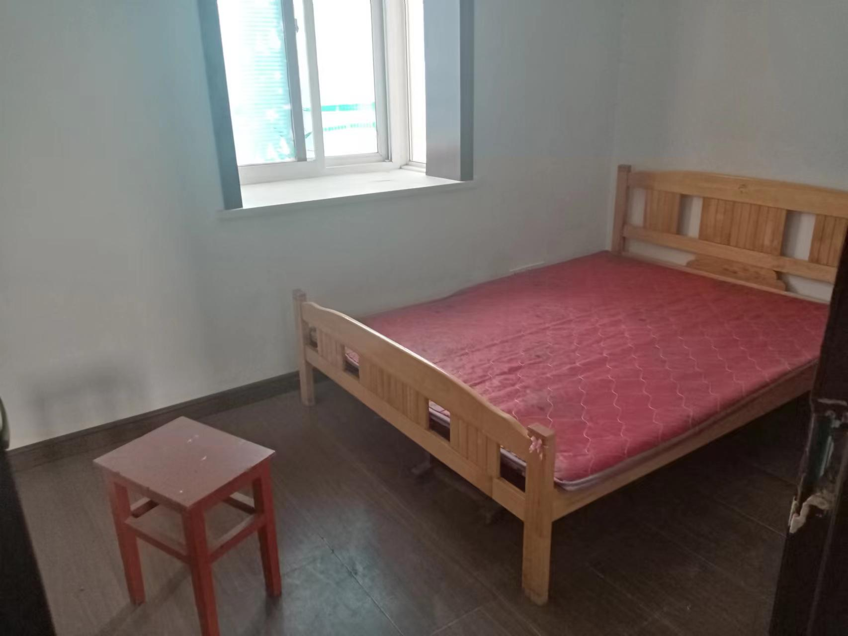 外滩北苑 3室2厅1卫 120.00m&sup2;