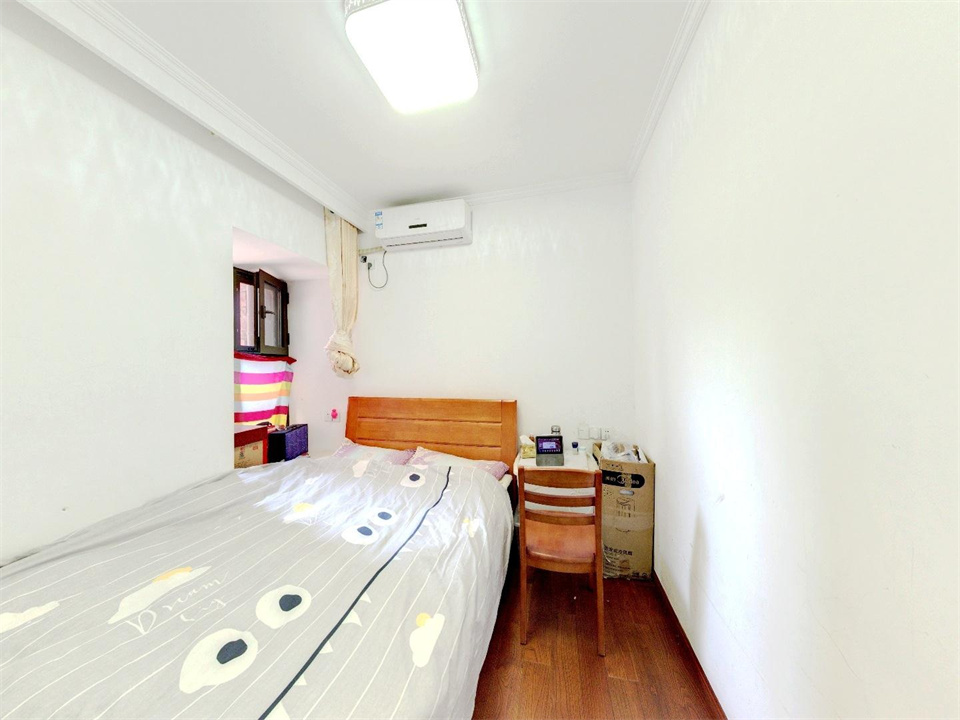 华强城 2室2厅1卫 84m&sup2;