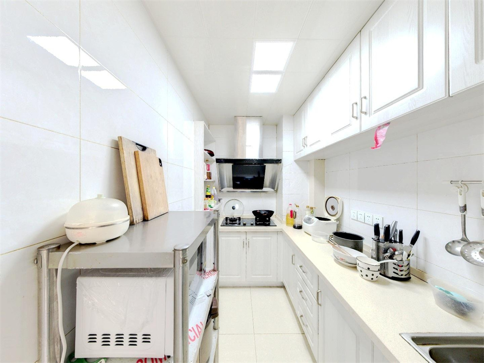 华强城 2室2厅1卫 84m&sup2;