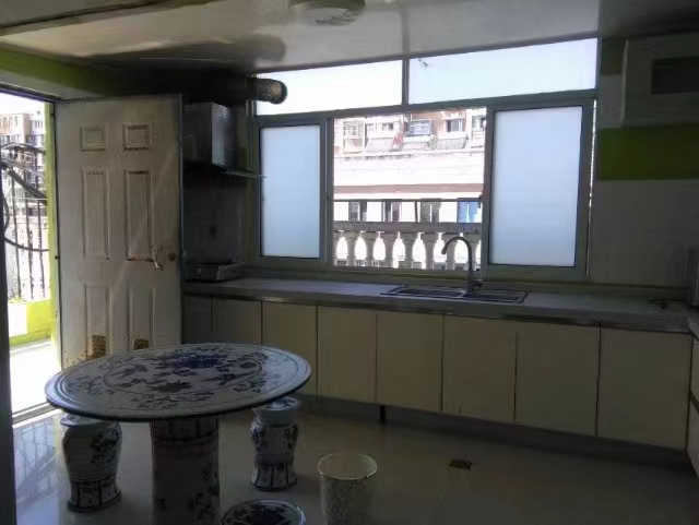 学林东苑 3室2厅2卫 130m&sup2;