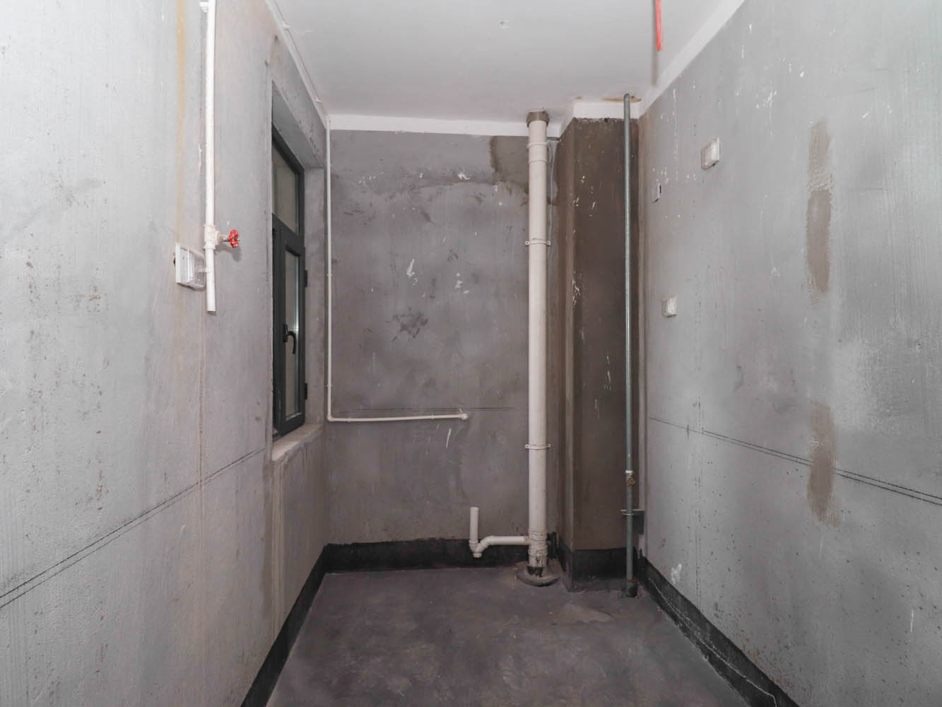 华山花苑六期 2室2厅1卫 90m²