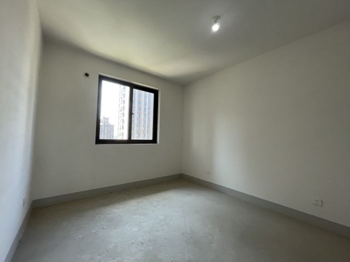 临江家园 3室1厅1卫 125m&sup2;