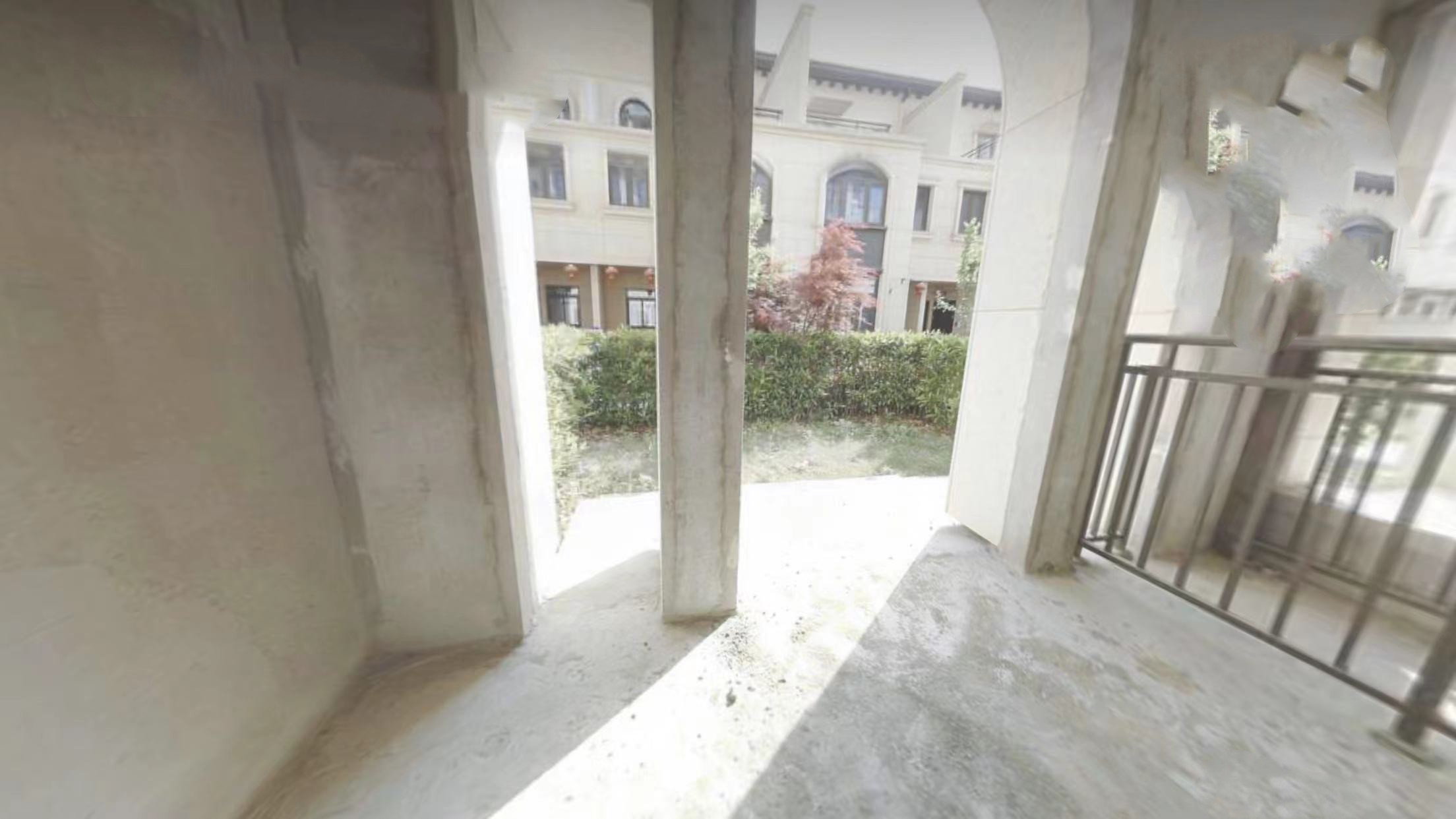 万科有湖（翡翠心湖） 4室2厅3卫 153m&sup2;