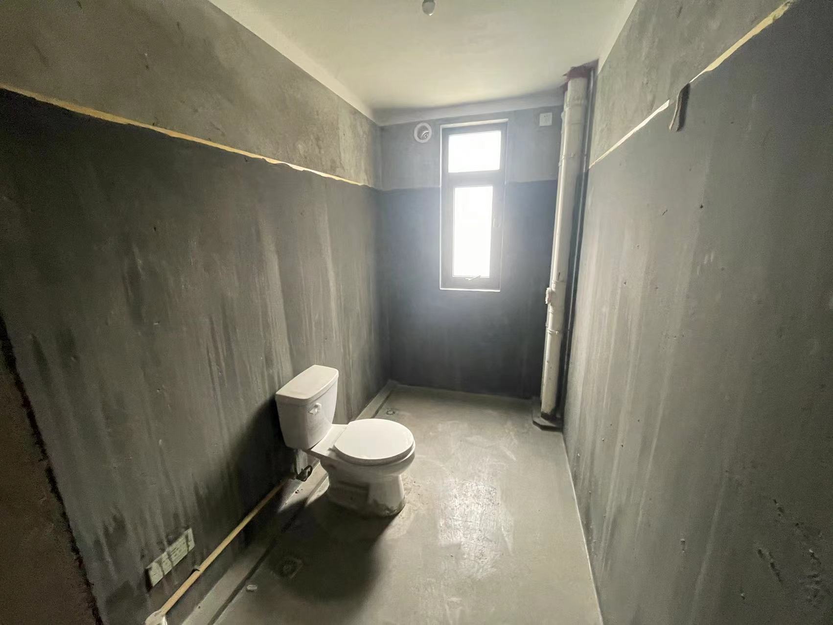 华强城 3室2厅2卫 123m&sup2;