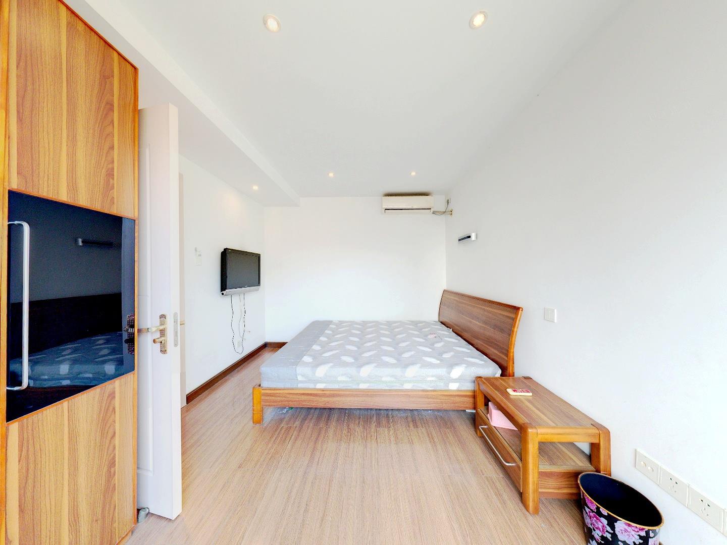 万通城 2室2厅1卫 74.00m&sup2;