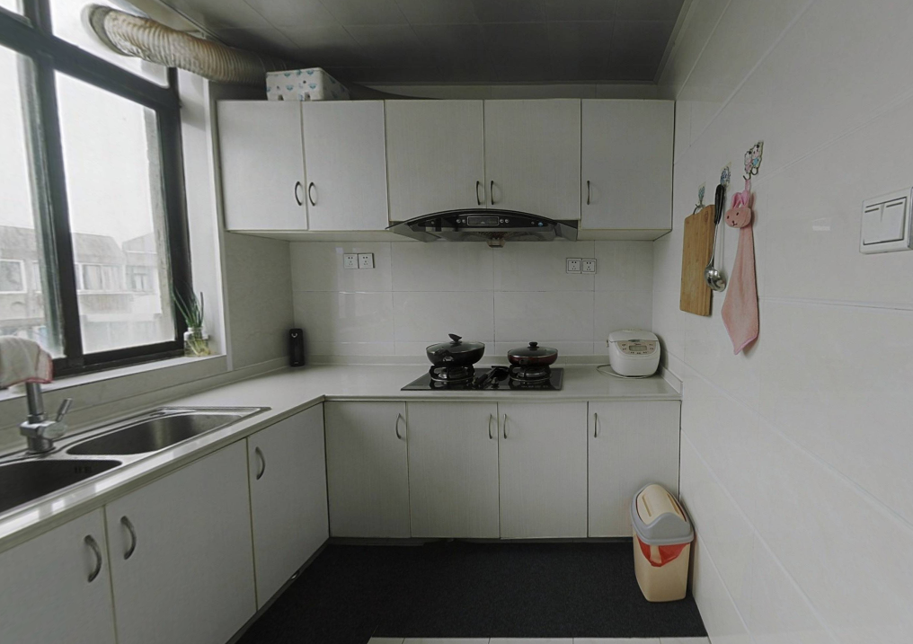 八角亭东一区 3室2厅1卫 81m&sup2;