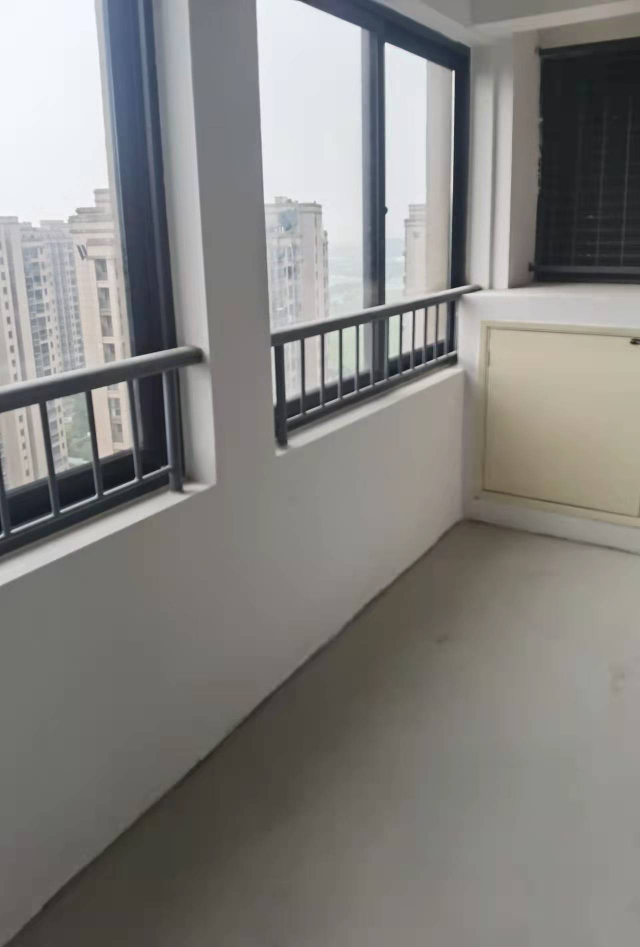 朝阳花苑 2室2厅1卫 96m&sup2;