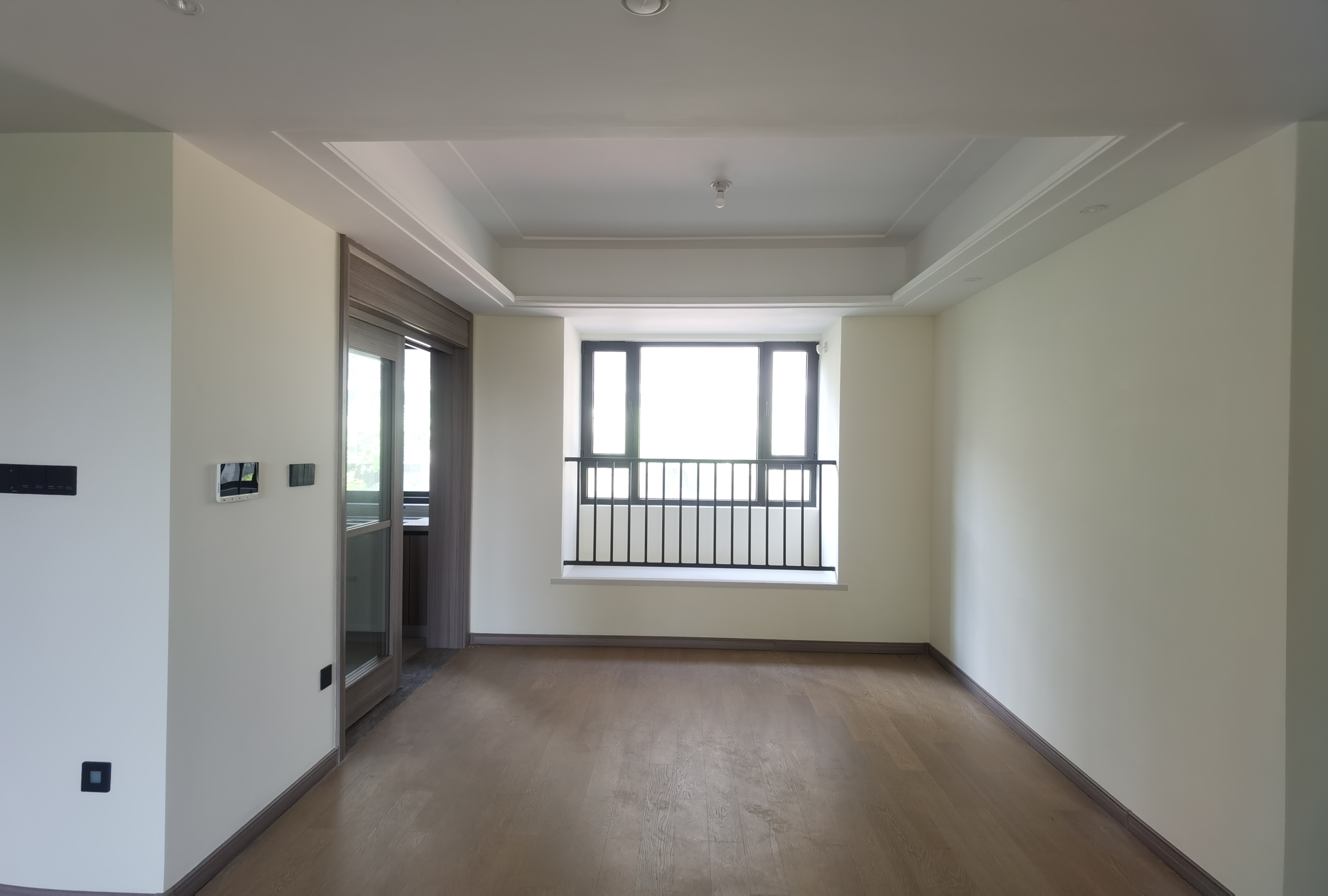 湖山源著 4室2厅2卫 148m&sup2;