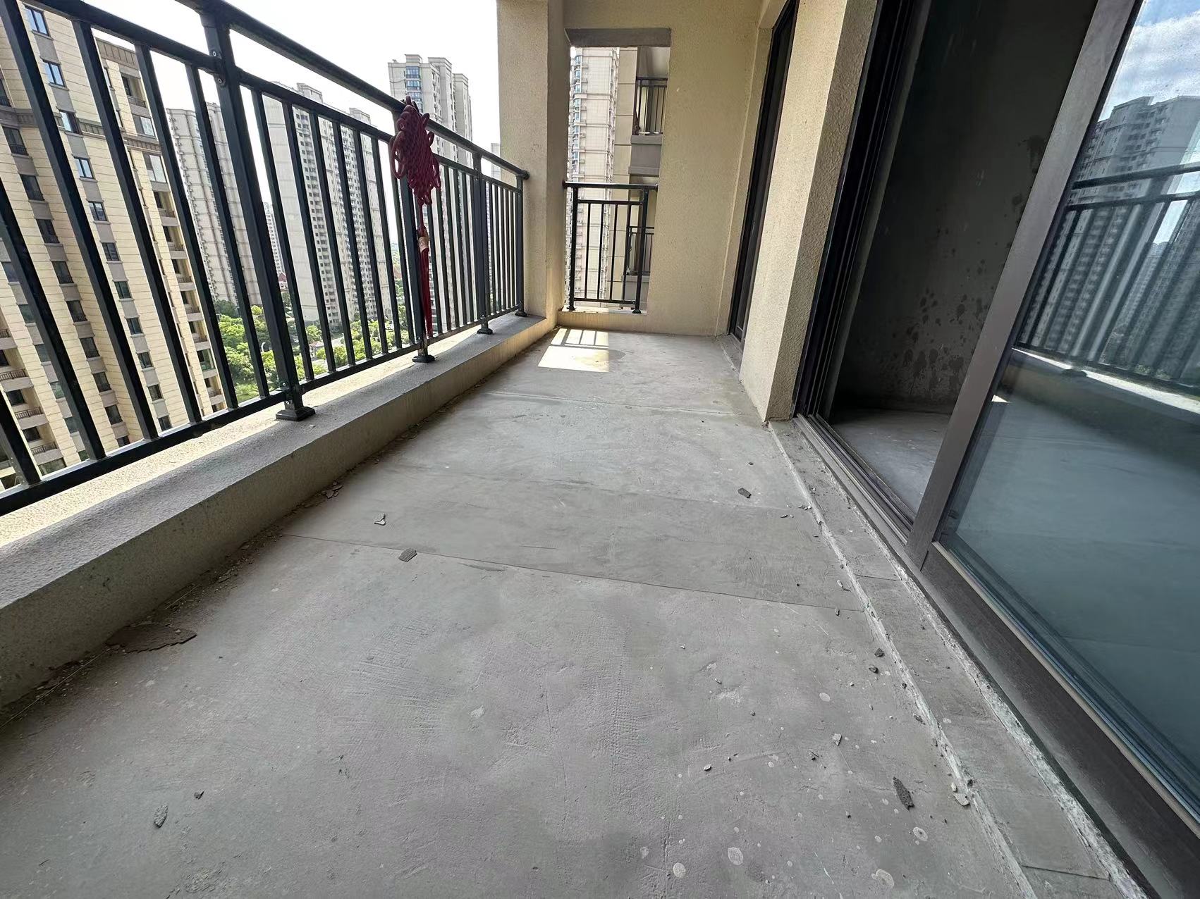 观澜台 3室2厅1卫 102.00m&sup2;