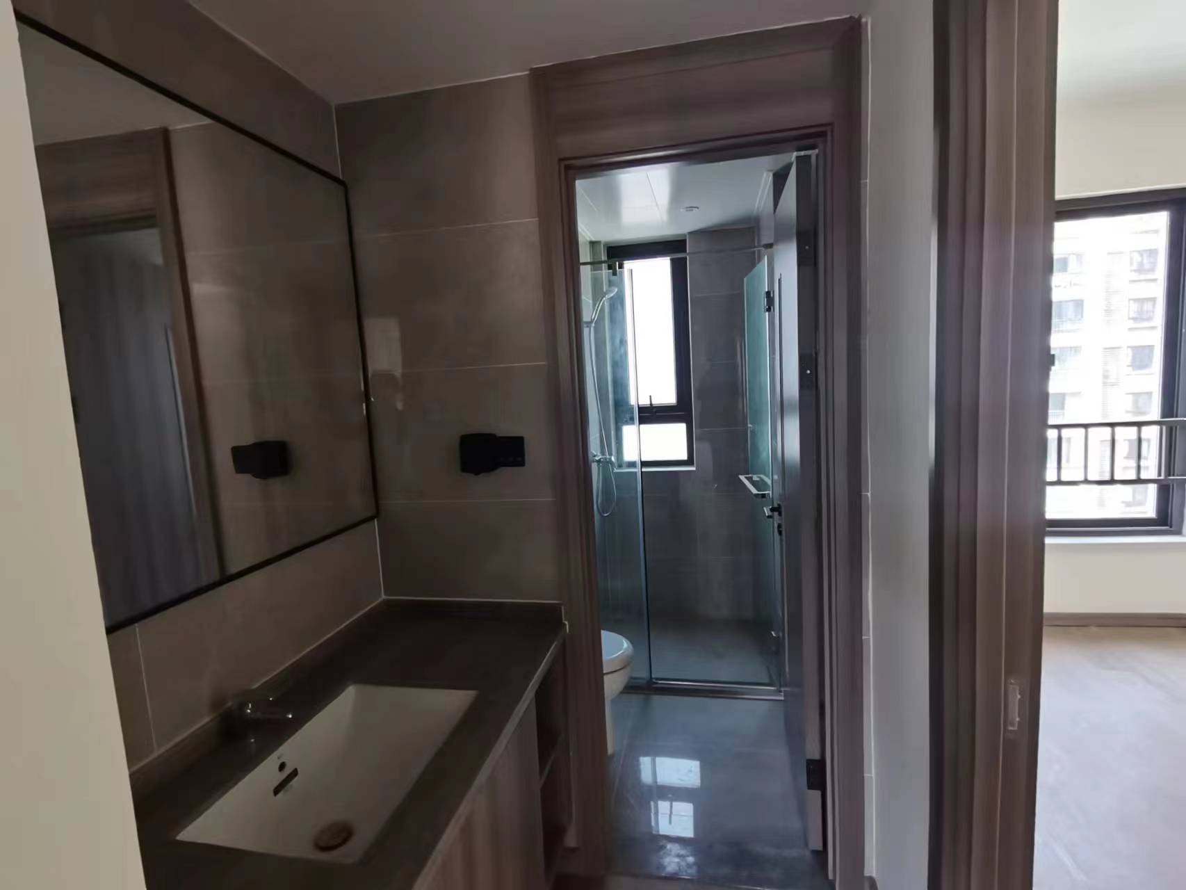 湖山源著 3室2厅2卫 128m&sup2;