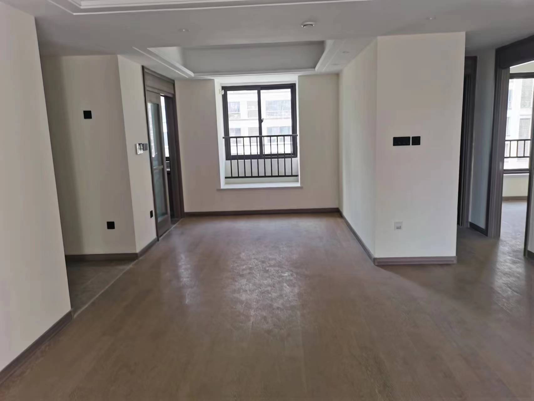 湖山源著 3室2厅2卫 128m&sup2;