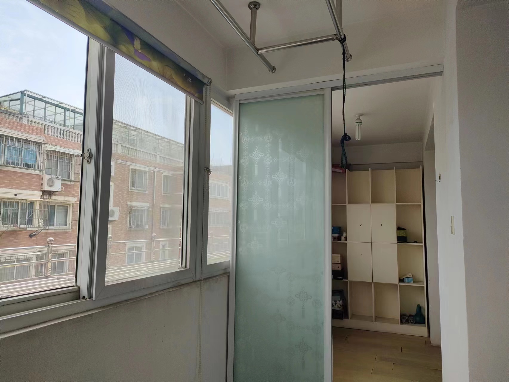 滨江花园 3室2厅1卫 130m&sup2;