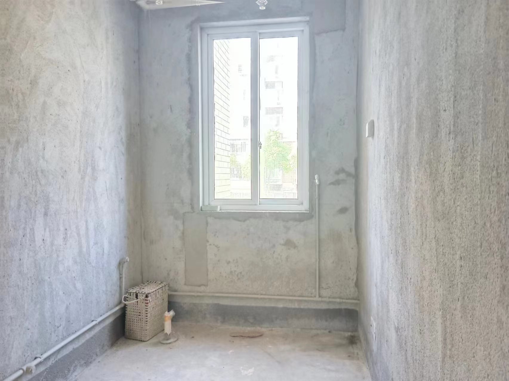 天霞苑 3室2厅2卫 131.8m&sup2;