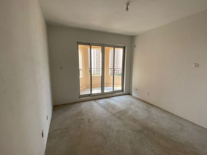 中南世纪花城三期 3室2厅2卫 148m&sup2;