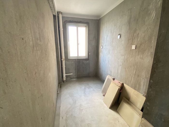 中南世纪花城三期 3室2厅2卫 148m&sup2;