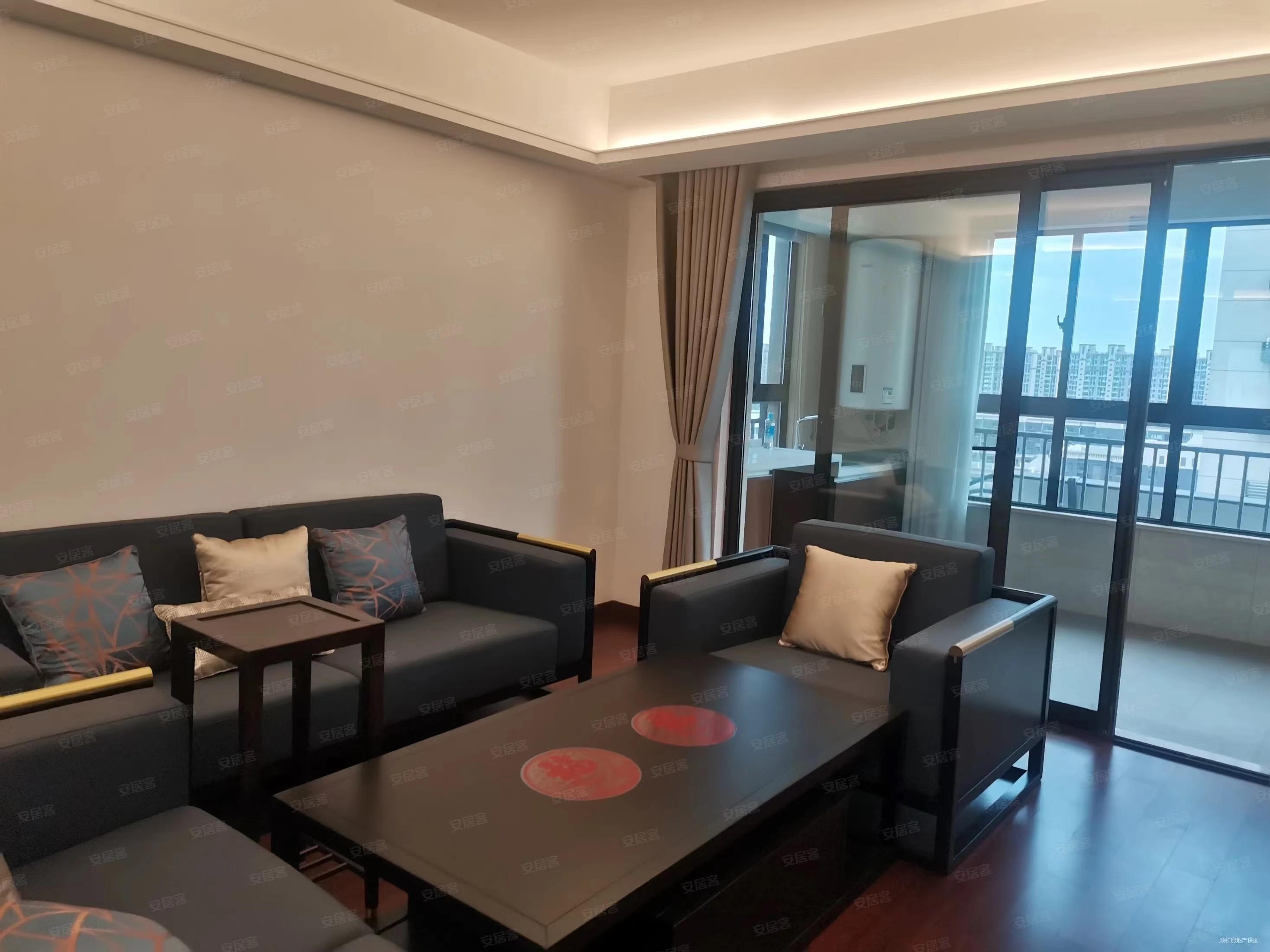 万科城市之光 4室2厅2卫 142m&sup2;