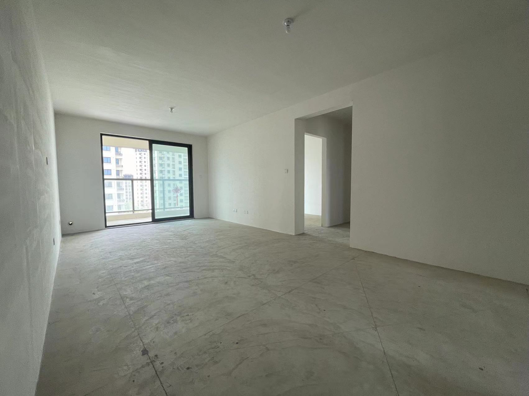 春晓熙岸 3室2厅1卫 106m&sup2;
