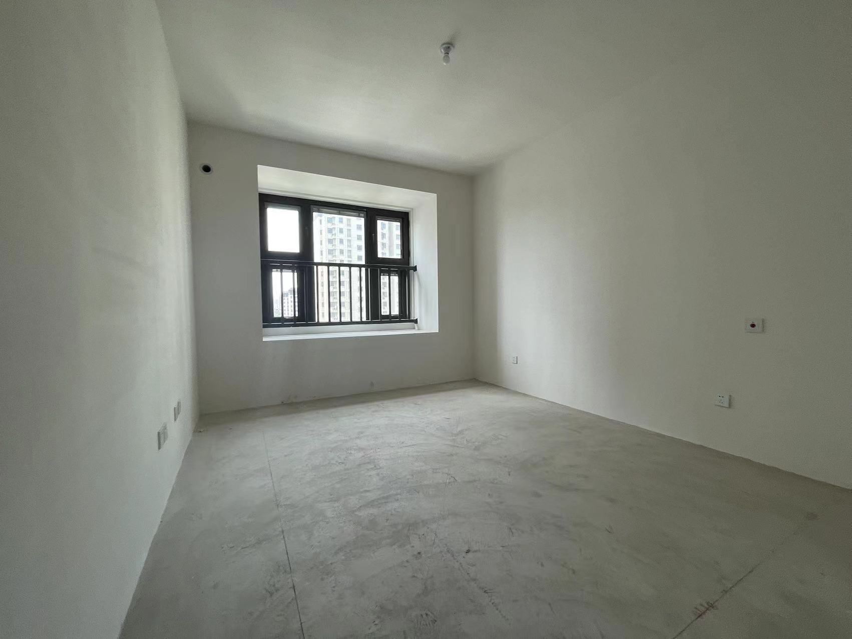 春晓熙岸 3室2厅1卫 106m&sup2;