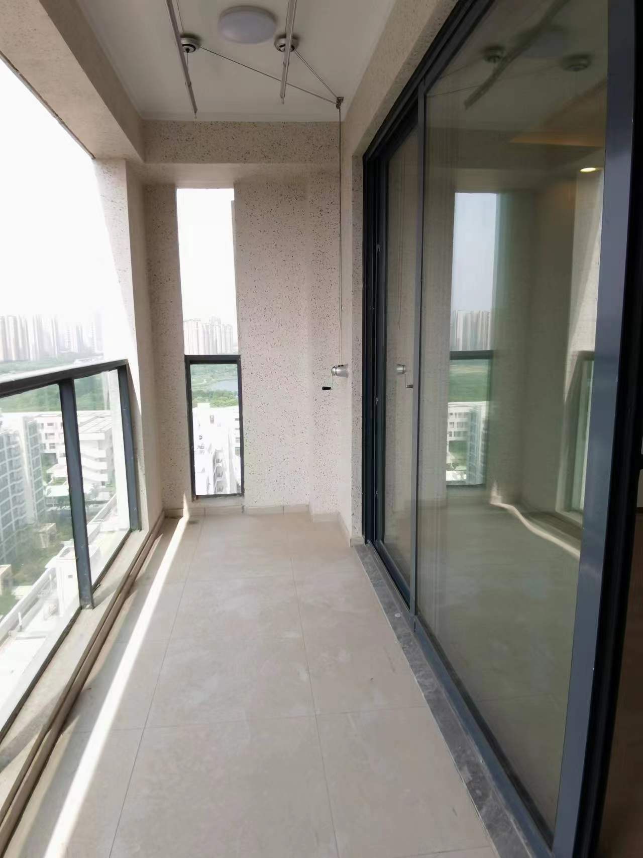 卓越府 3室2厅2卫 117m&sup2;