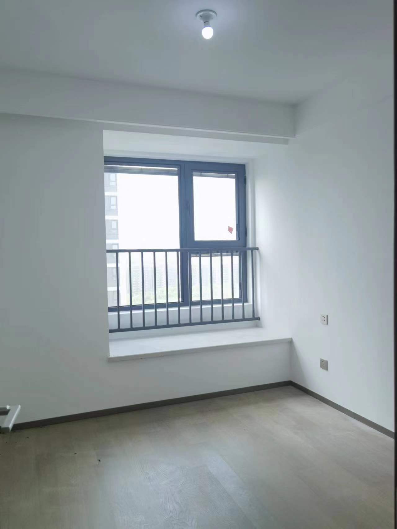 卓越府 3室2厅2卫 117m&sup2;
