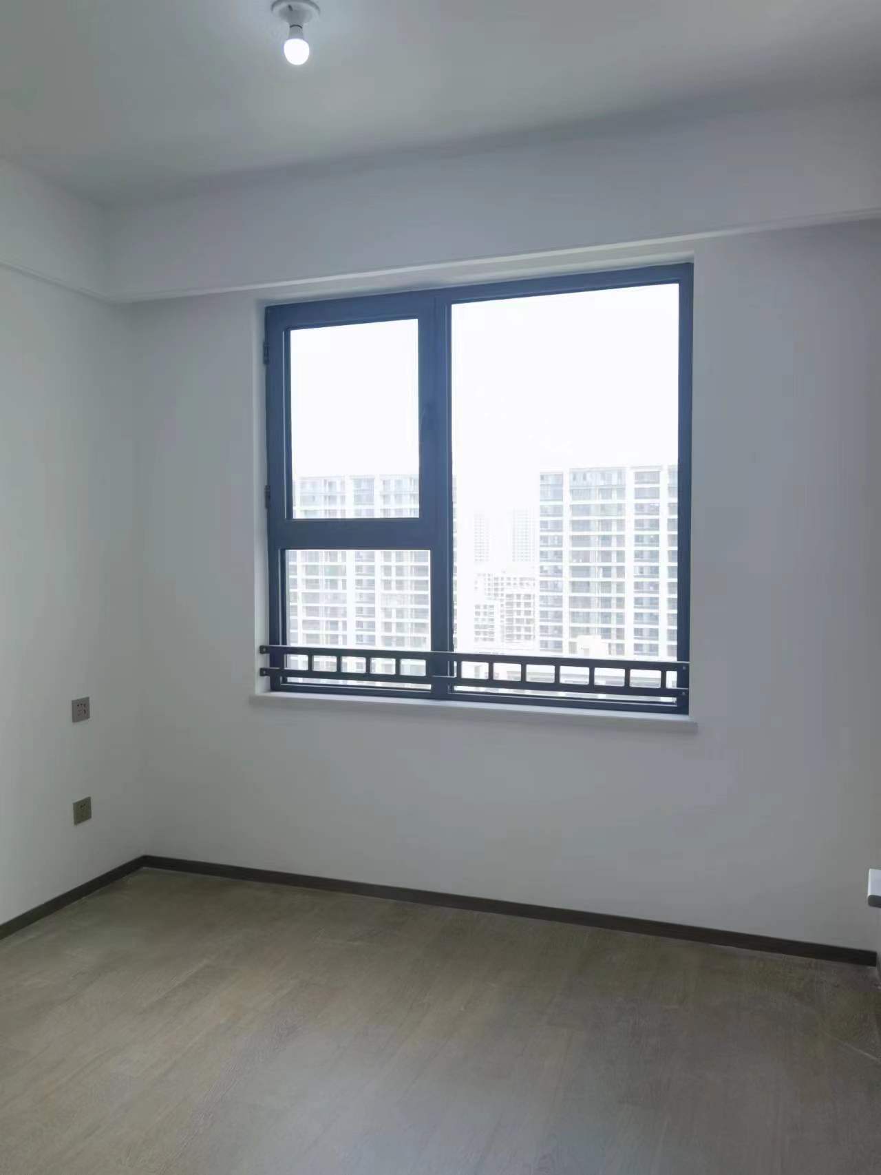卓越府 3室2厅2卫 117m&sup2;