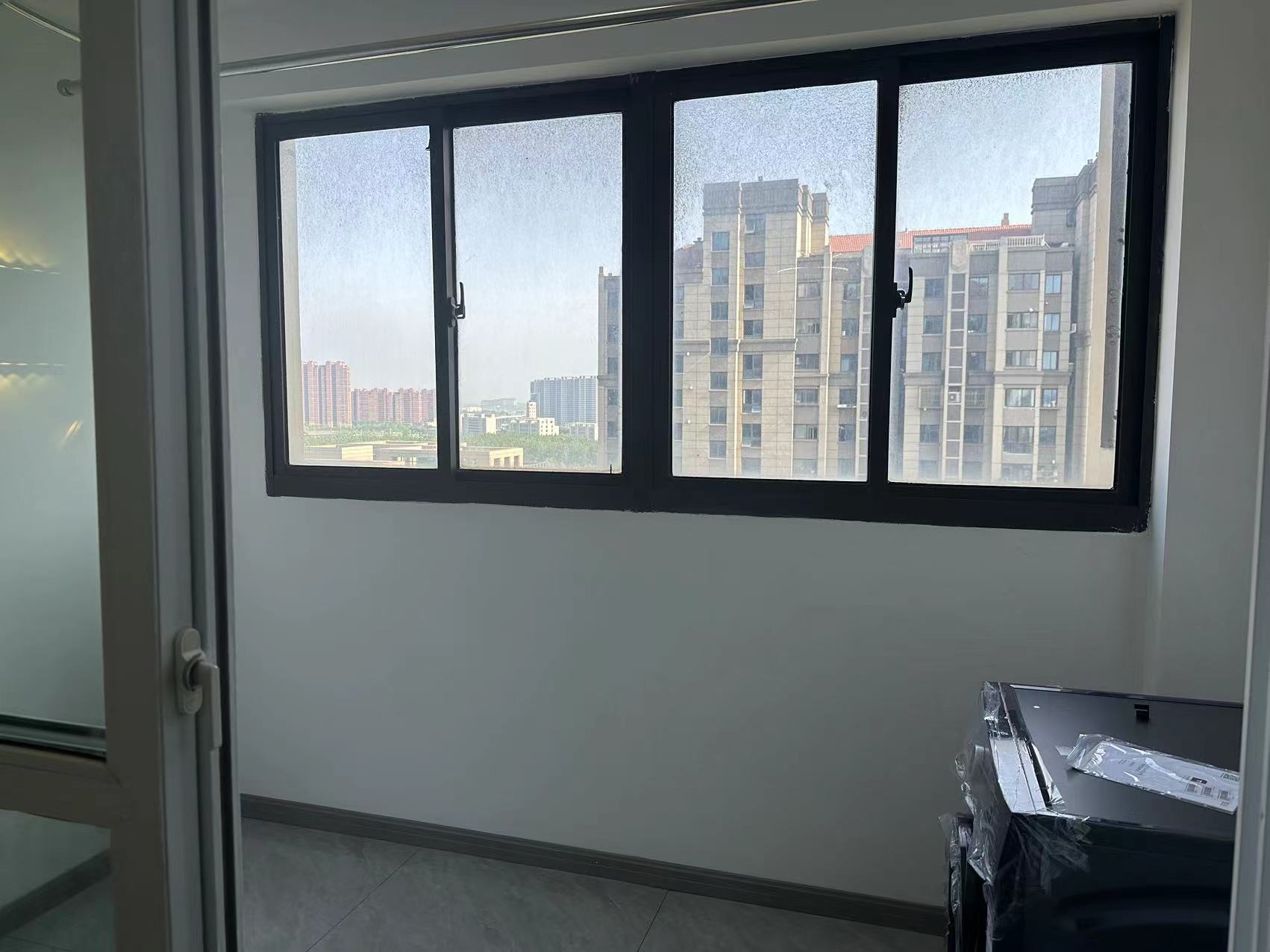 江景苑小区 3室1厅1卫 105m&sup2;