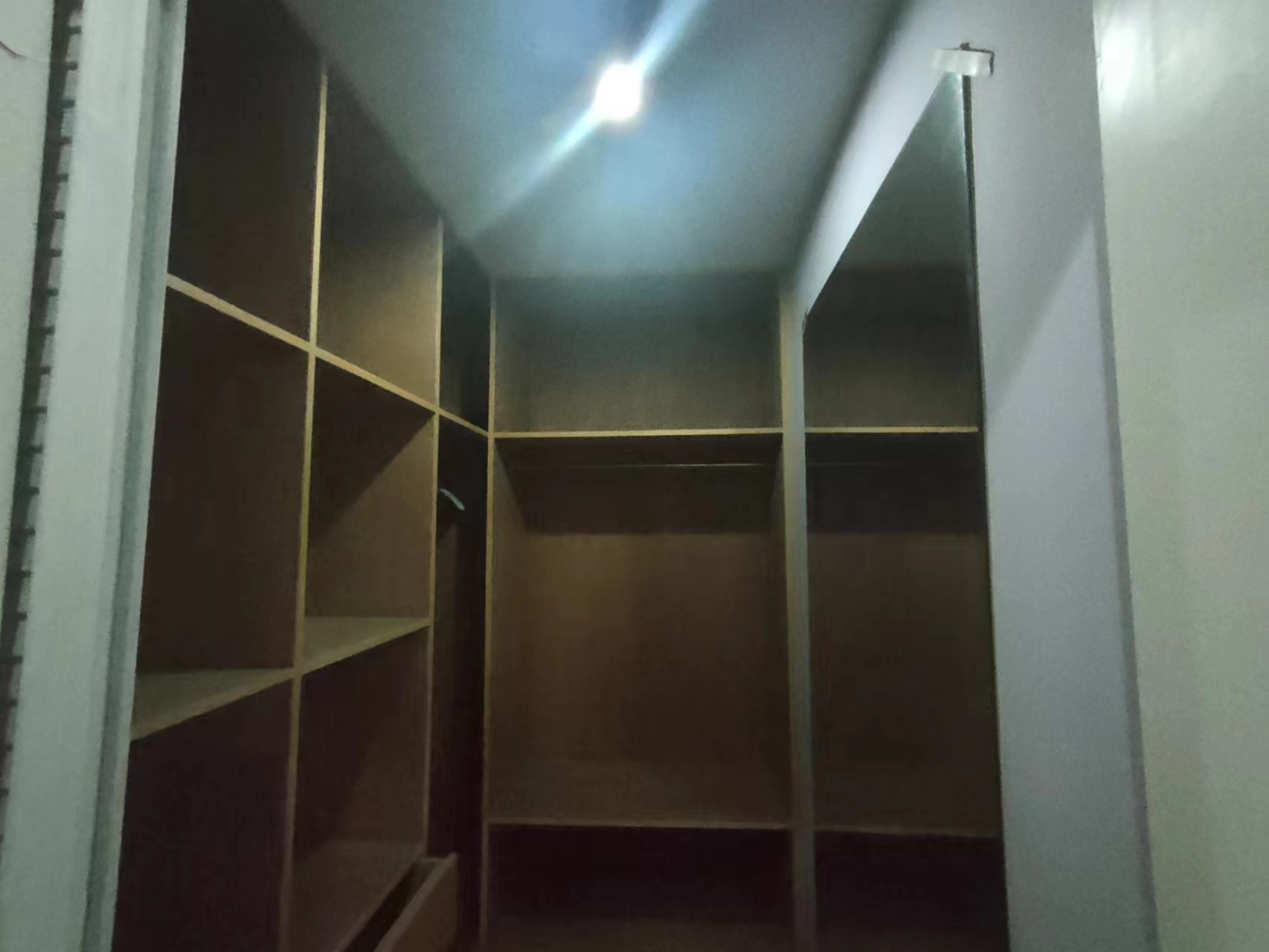 中南世纪城北区 3室2厅2卫 158m&sup2;