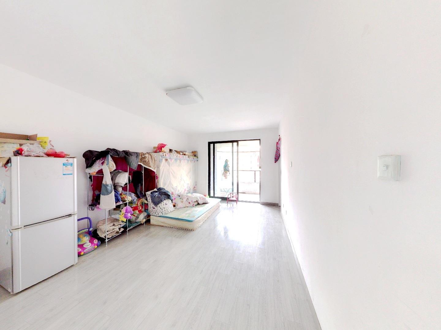 万通城 2室1厅1卫 74m&sup2;