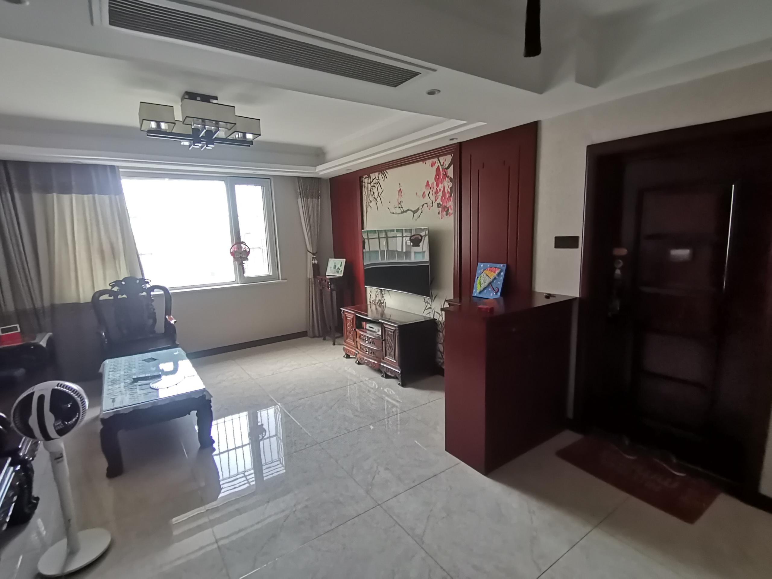 湾子头新寓 3室2厅1卫 130m&sup2;