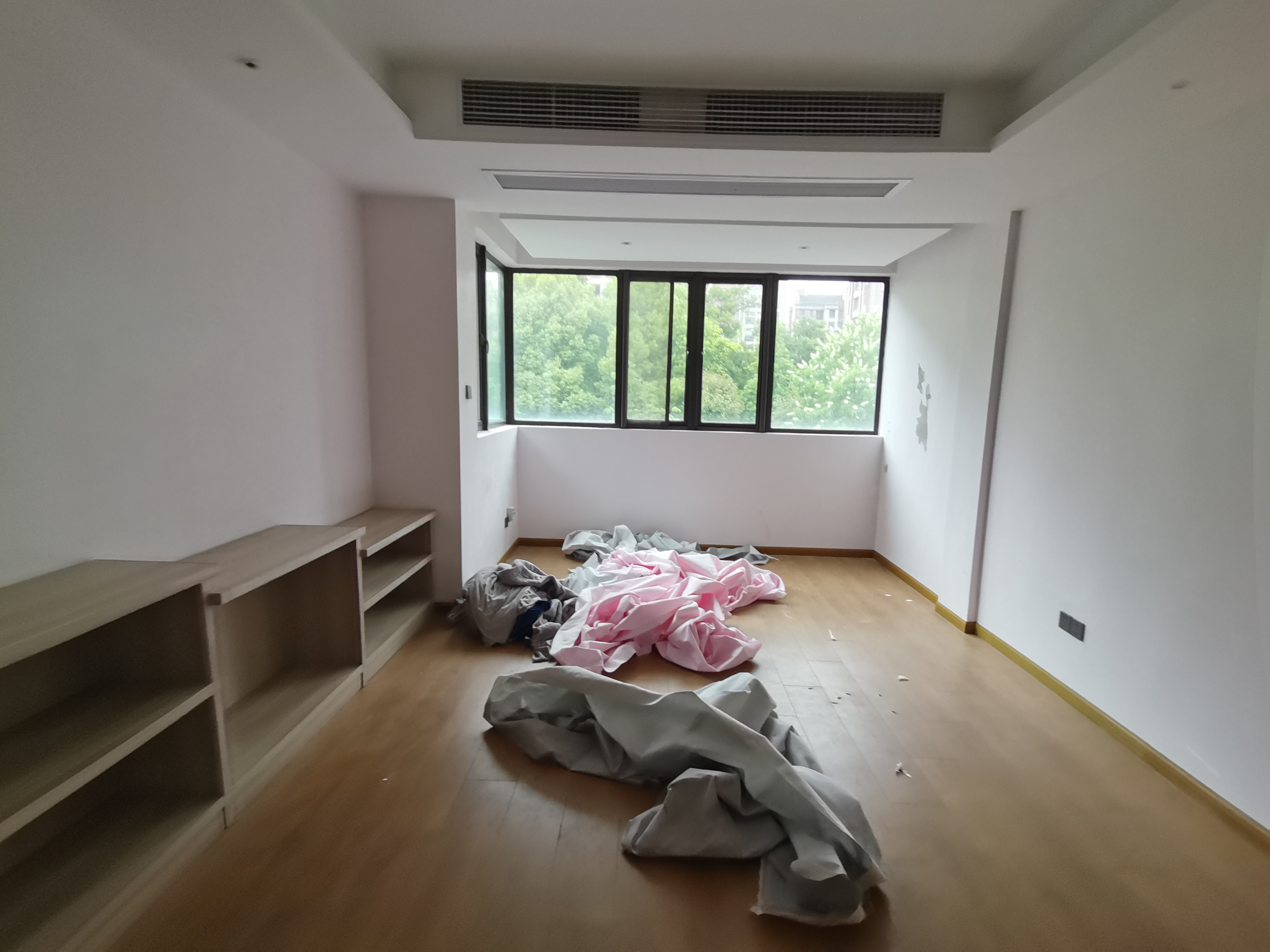 金桥名邸 4室2厅3卫 520m&sup2;