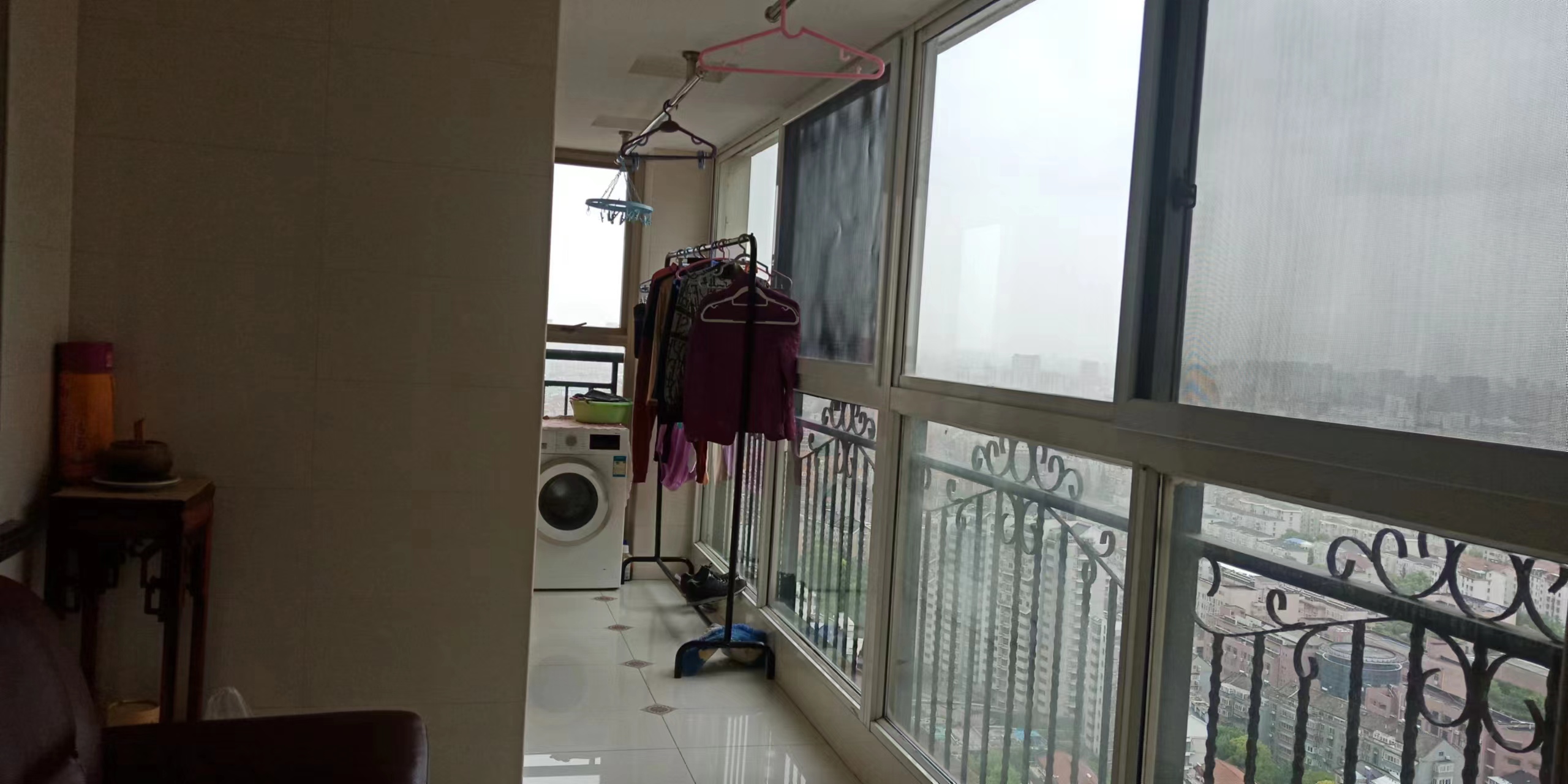 王府大厦 2室1厅1卫 124m&sup2;