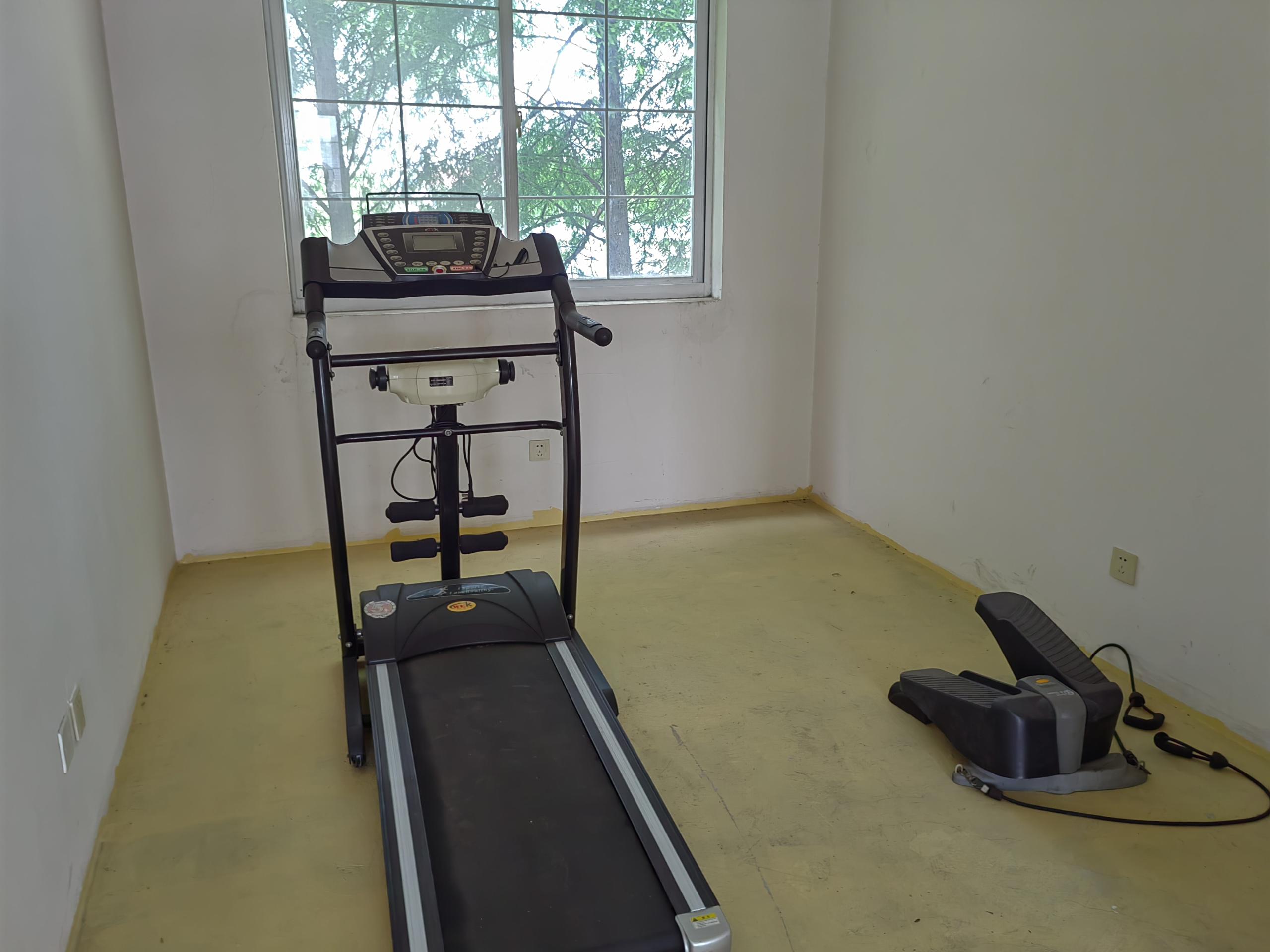 东郊庄园 5室2厅3卫 390m&sup2;