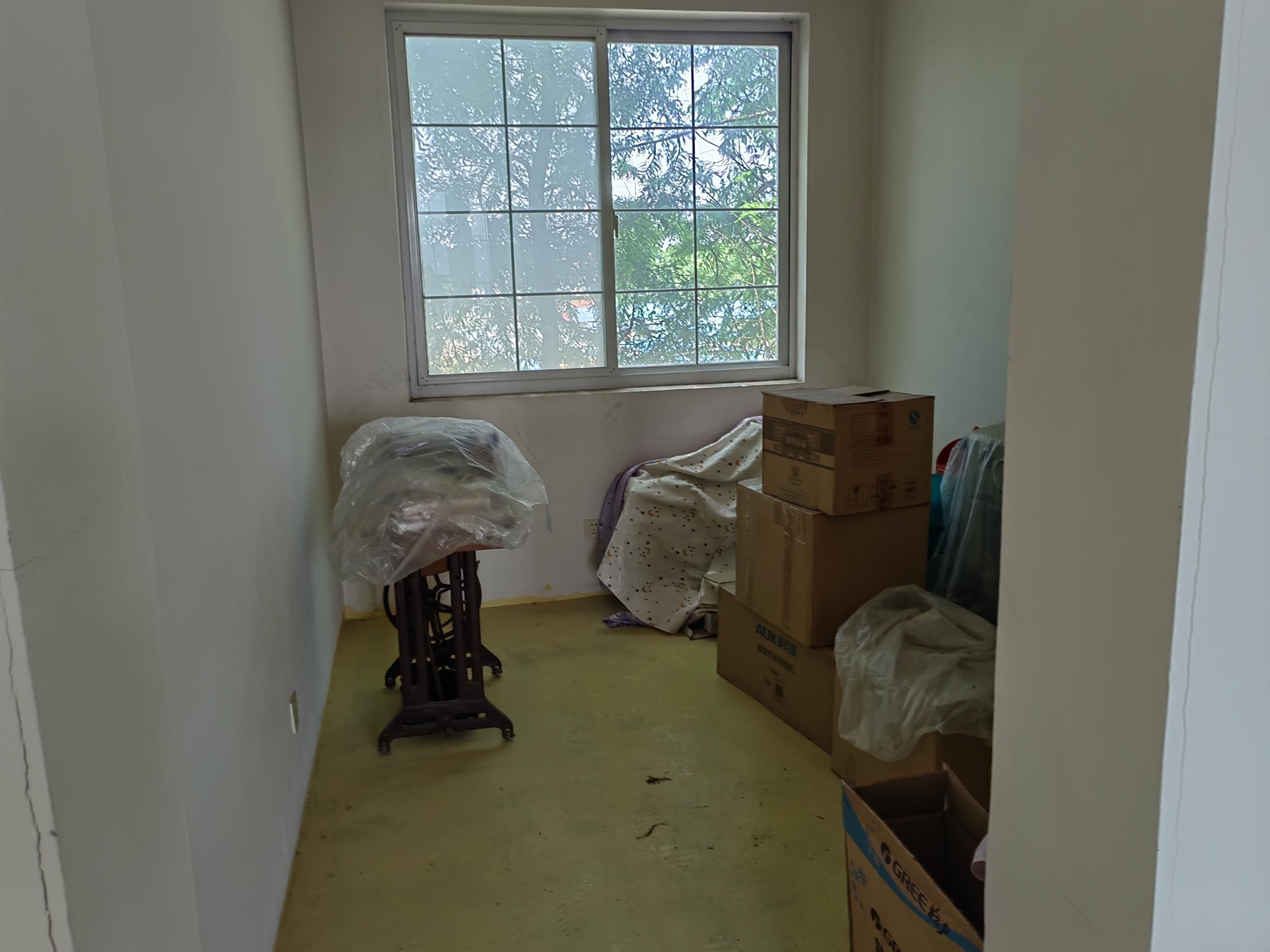 东郊庄园 5室2厅3卫 390m&sup2;