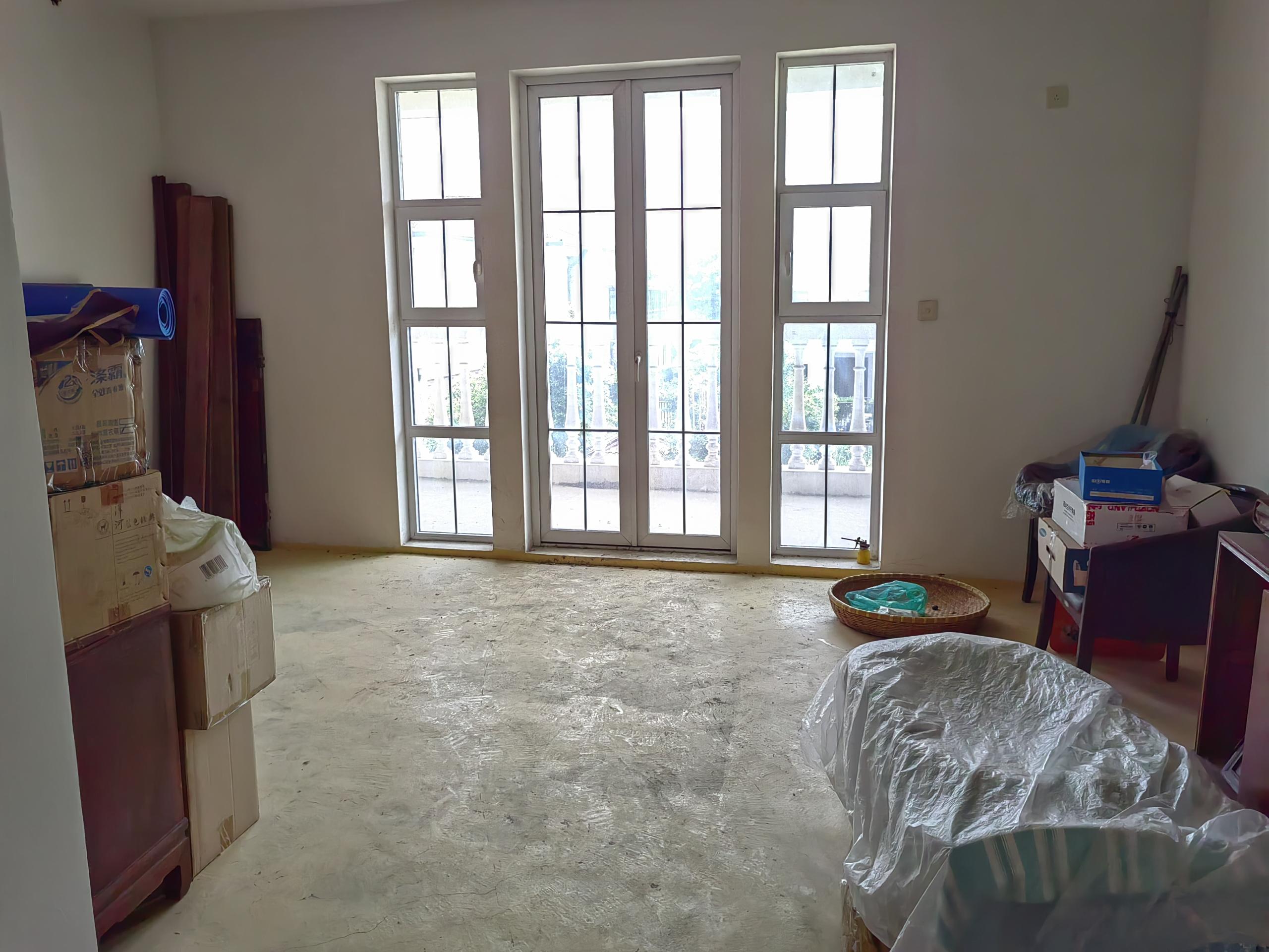 东郊庄园 5室2厅3卫 390m&sup2;