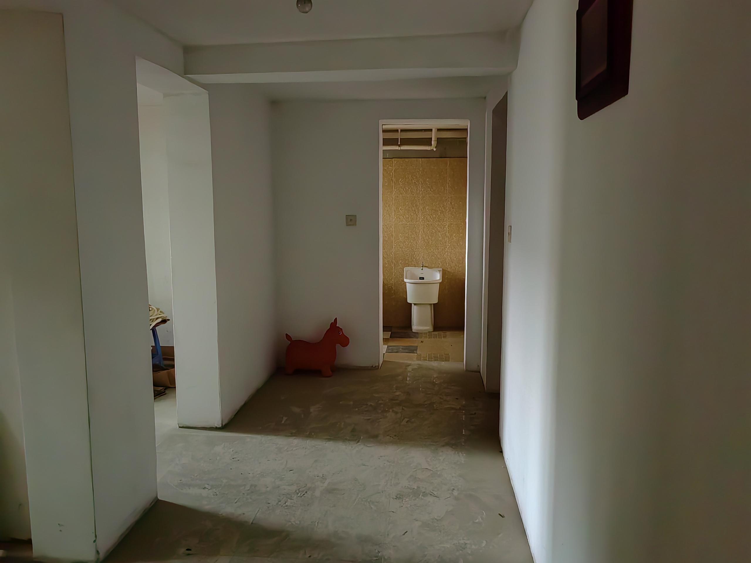 东郊庄园 5室2厅3卫 390m&sup2;