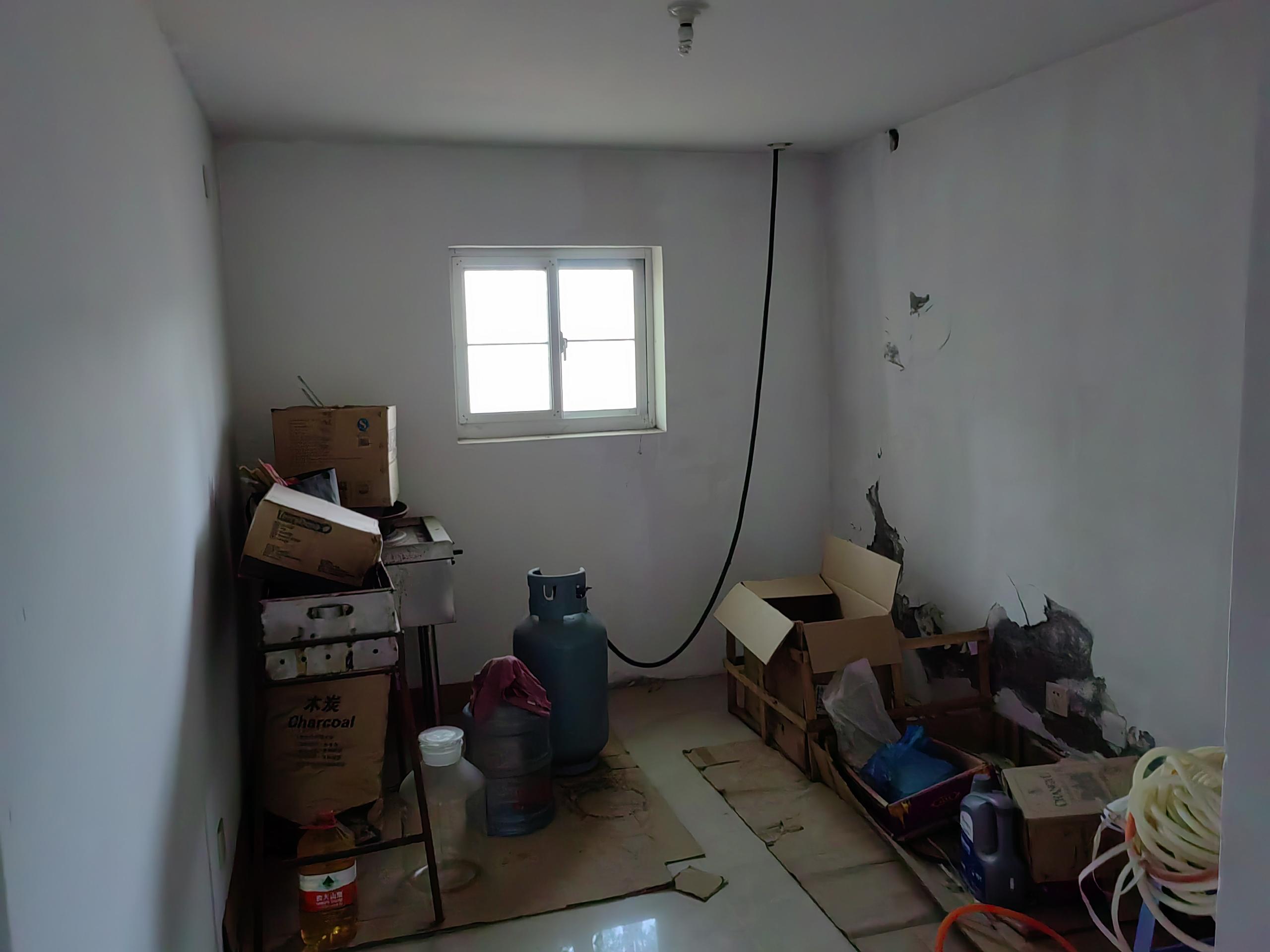 东郊庄园 5室2厅3卫 390m&sup2;